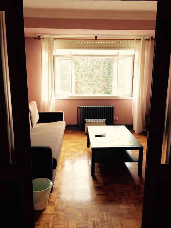 Apartment Lugo Rooms Oda fotoğraf